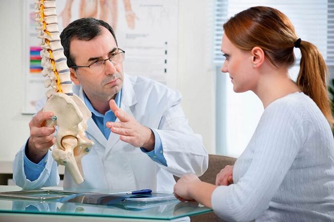 Anziehungsweise an einen Spezialisten für die Behandlung von lumbaler Osteochondrose